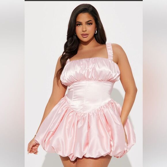 Libbey Satin Bubble Mini Dress - Blush FN dress - Picture 1 of 3